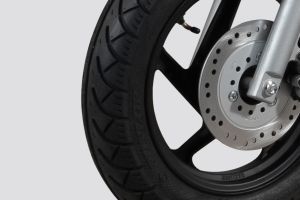 Front Tyre of Gracy Pro