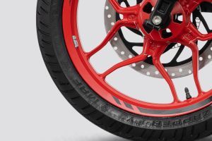 Front Tyre of Pulsar N160 S