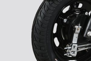 Front Tyre of Legender Plus