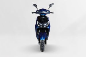 Front View of Eeva