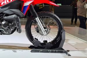 Front Wheel of XR 300 Rally