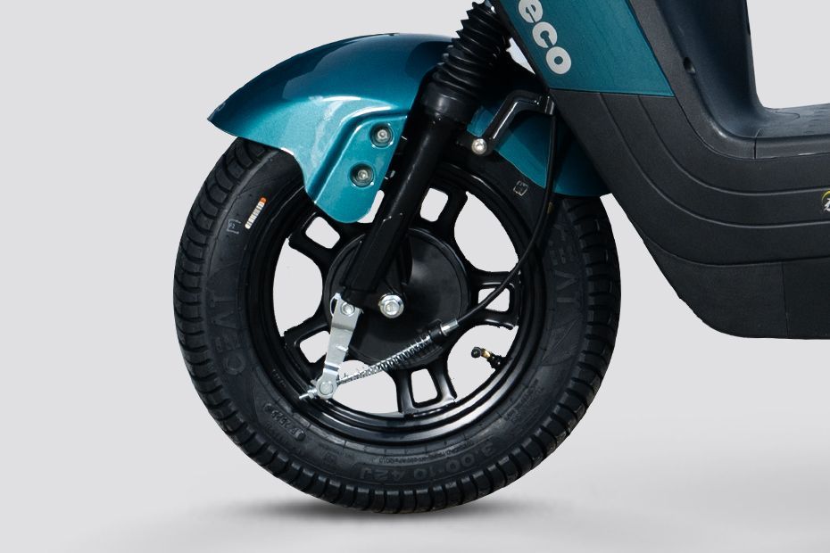 Front Wheel of Eeva Eco LX
