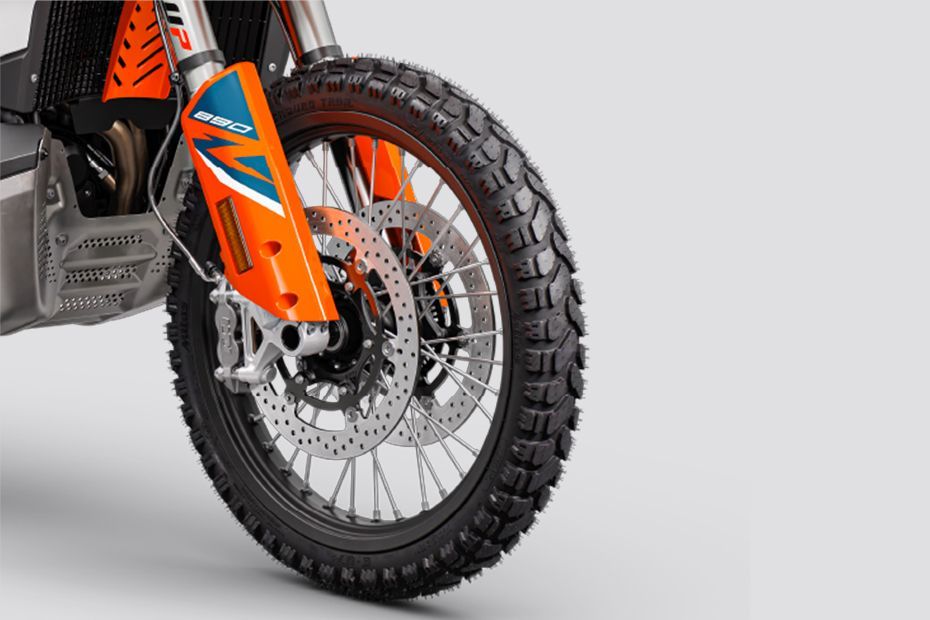 Front Wheel of 890 Adventure R