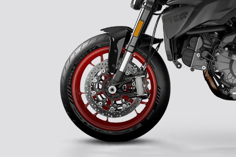 Front Wheel of 2026 Monster 900