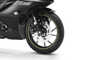 Front Wheel of R15 V4