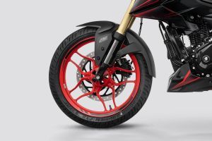Front Wheel of Pulsar N160 S