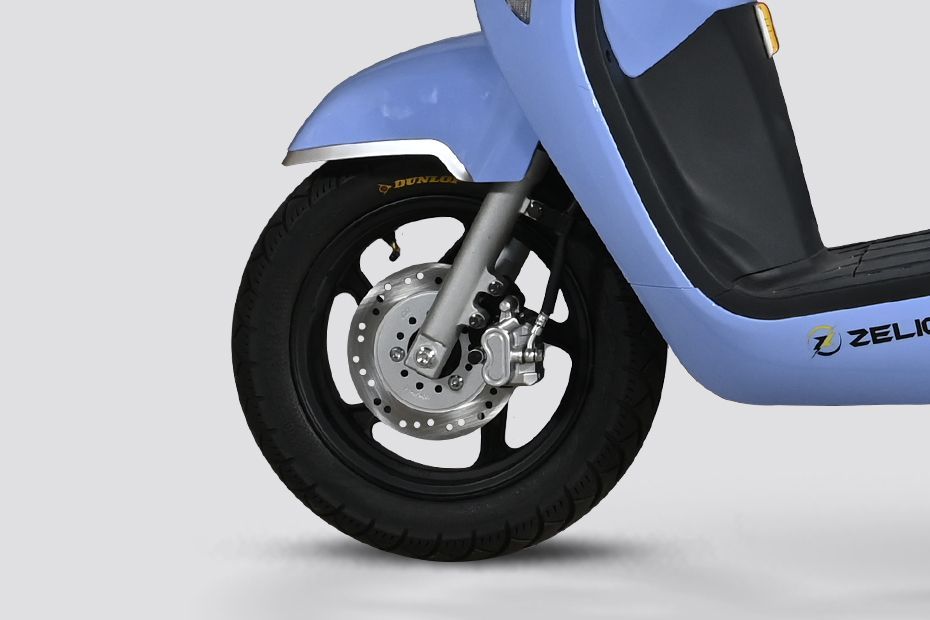 Front Wheel of Gracy Pro