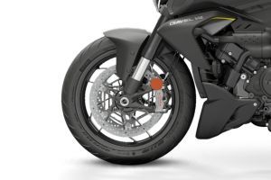 Front Wheel of Diavel V4
