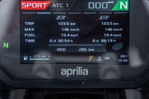 Fuel Gauge Image of Tuono 457