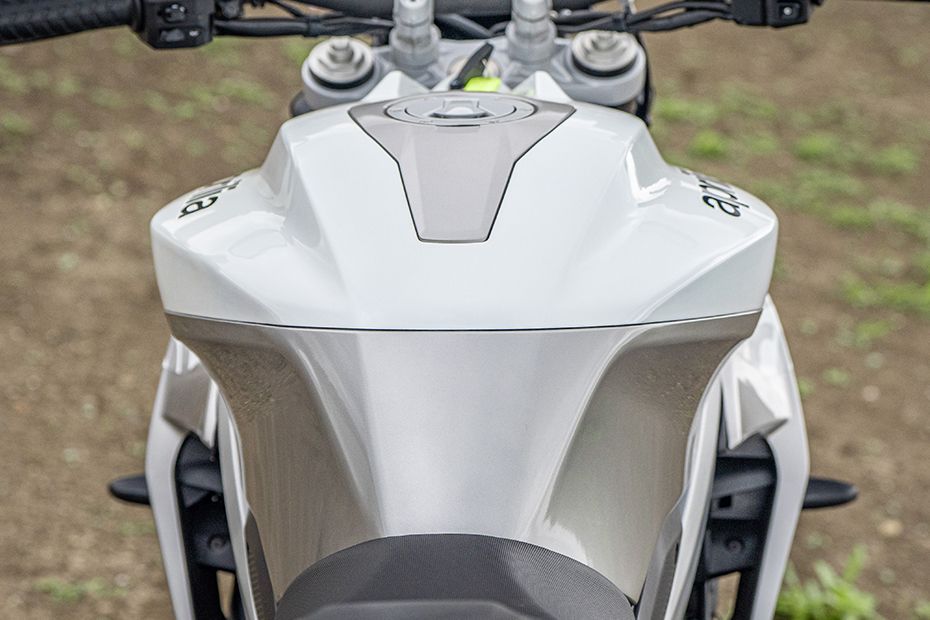 Fuel Tank (Top) of Model_