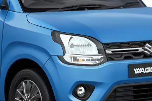 Headlight Image of Wagon R