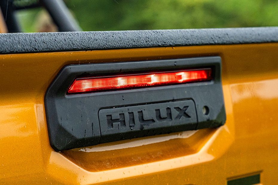 High Mount Stop Lamp Image of Hilux