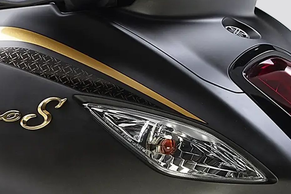 Indicator (Rear) of Fascino 125 Fi Hybrid