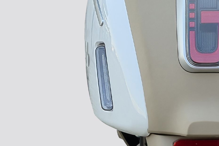 Indicator (Rear) of Eeva ZX
