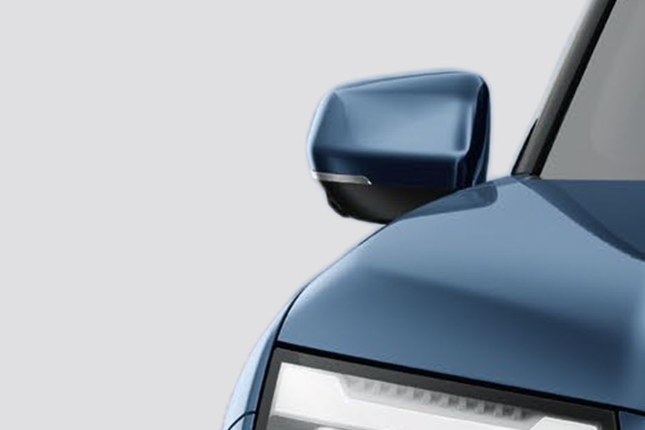 LED Blinker on OVRM Image of Hector Tomahawk PHEV