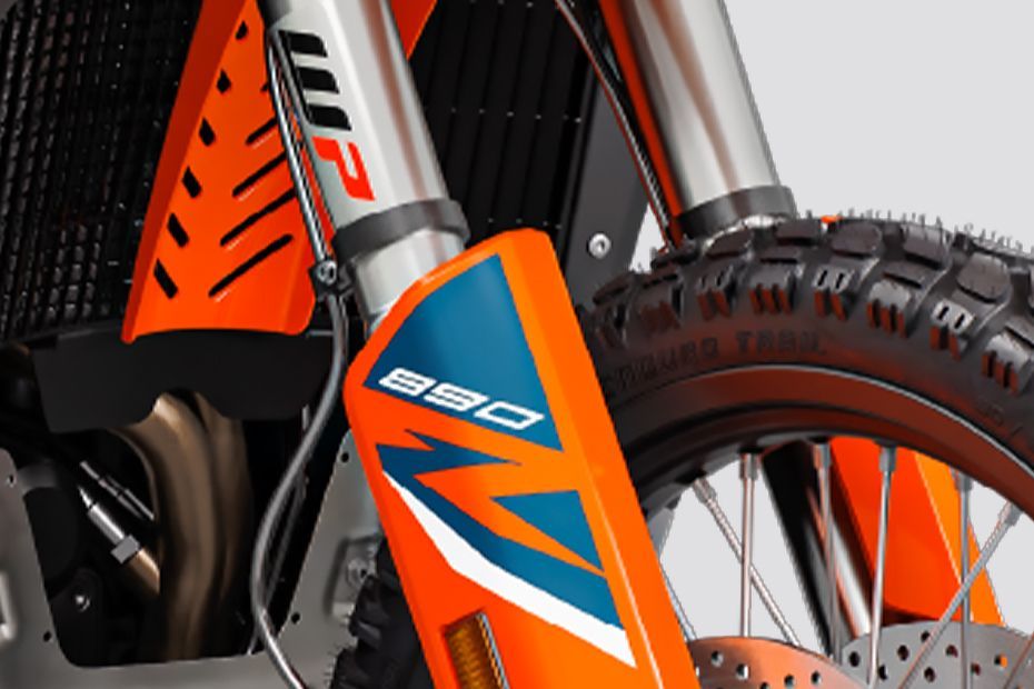 Model Badge of 890 Adventure R