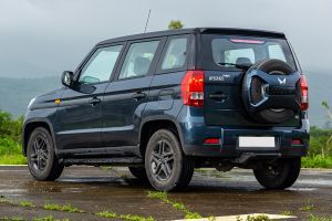 Rear Left Three Quarter View Image of Bolero Neo