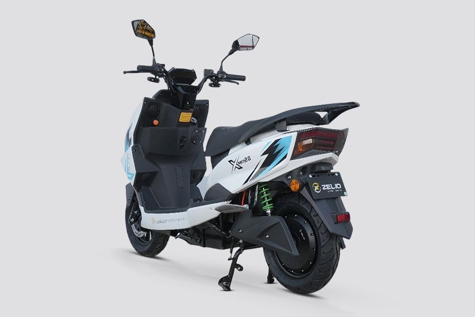 Rear Left Three Quarter View of X Men 2.0