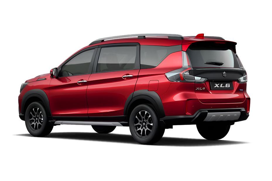 Rear Left Three Quarter View Image of XL6