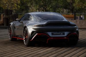 Rear Left Three Quarter View Image of Vantage