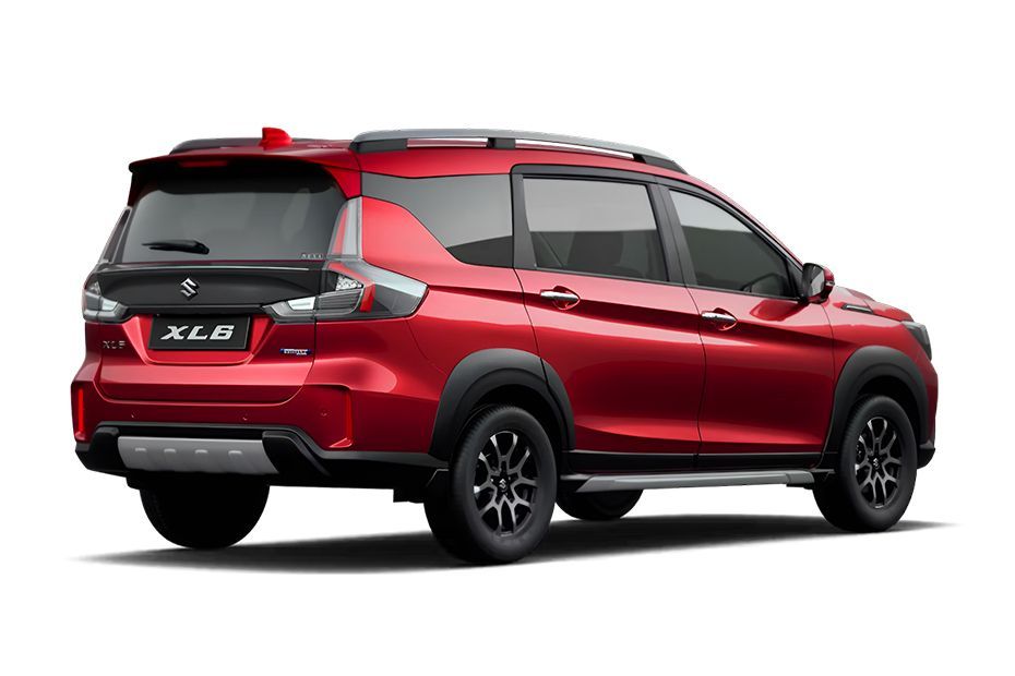 Rear Right Three Quarter View Image of XL6