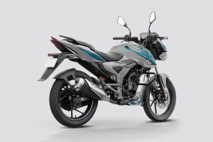 Rear Right Three Quarter View of Pulsar 125