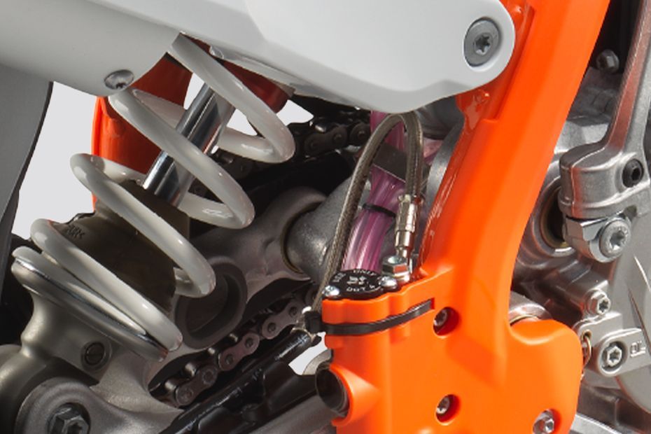 Rear Suspension of 85 SX