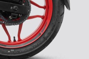 Rear Tyre of Pulsar N160 S