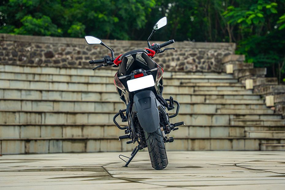 Rear View of Pulsar N160 S
