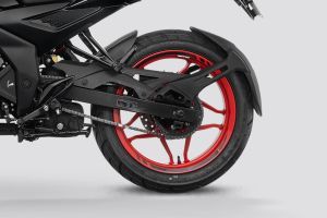 Rear Wheel of Pulsar N160 S