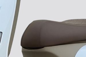 Rider Seat of Eeva ZX