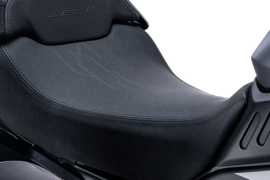 Rider Seat of Diavel V4