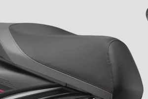 Rider Seat of RayZR 125 Fi Hybrid