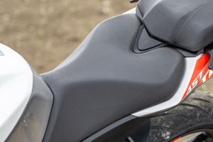 Rider Seat of Tuono 457