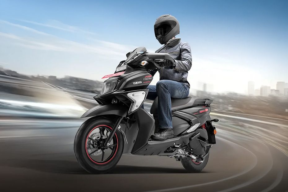 Riding: Front Left Quarter View of RayZR 125 Fi Hybrid