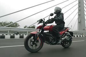 Riding: Front Left Quarter View of EX2s