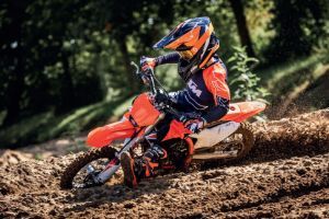 Riding: Front Left Quarter View of 50 SX