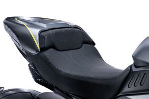 Seat of Diavel V4