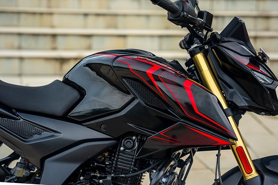 Side Fairing of Pulsar N160 S