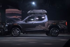 Side Profile View (Left) Image of Scorpio Lifestyler