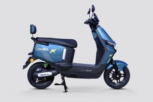 Side Profile View (Right) of Eeva Eco LX