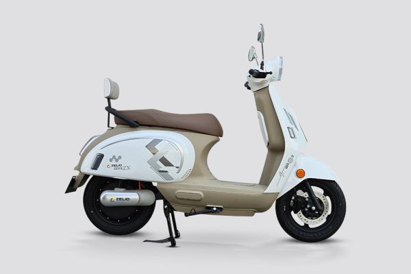 Side Profile View (Right) of Eeva ZX