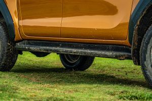 Side Skirt Image of Hilux