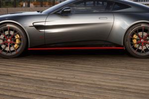 Side Skirt Image of Vantage