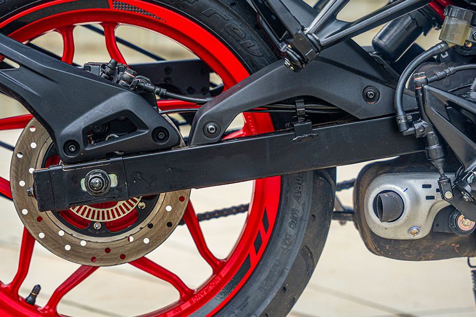 Swing Arm of Pulsar N160 S