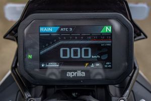 Tachometer of Tuono 457