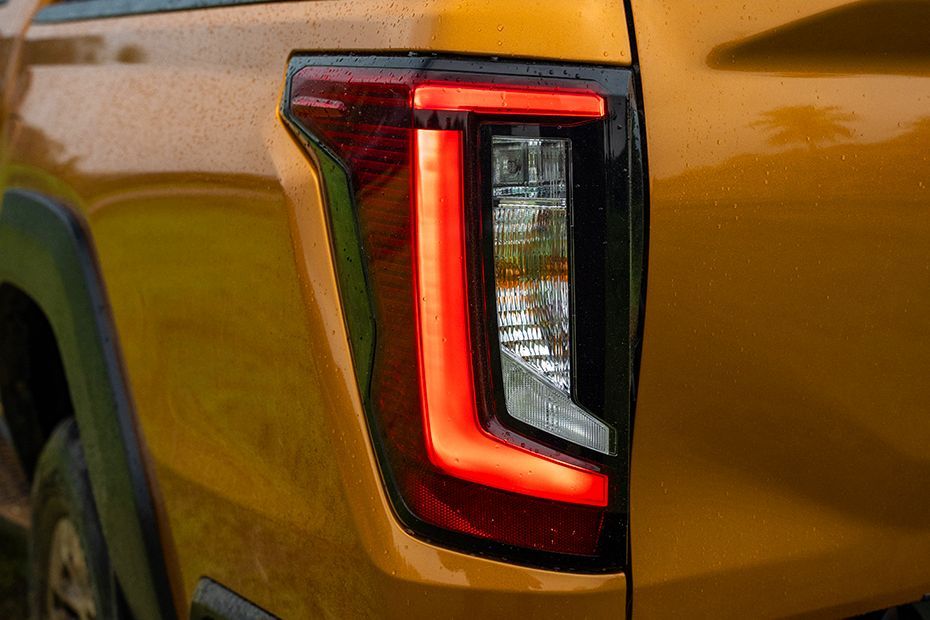Taillight Image of Hilux