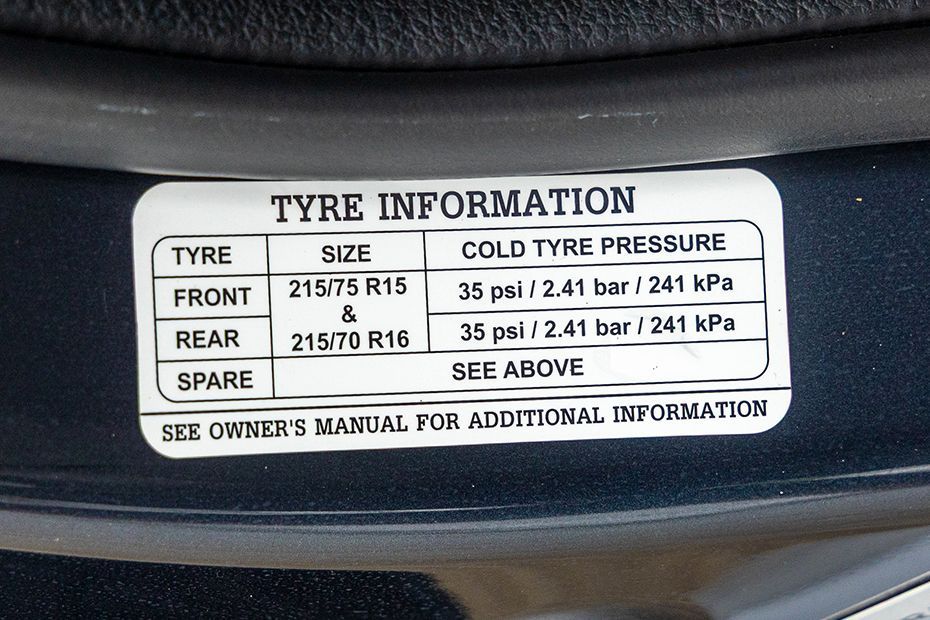 Tyre Pressure Information Image of Bolero Neo