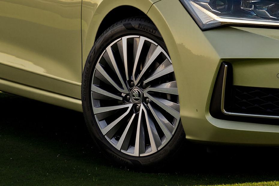 Wheel Image of Superb 2026