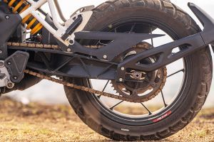 Chain Cover Image of Apache RTX 300